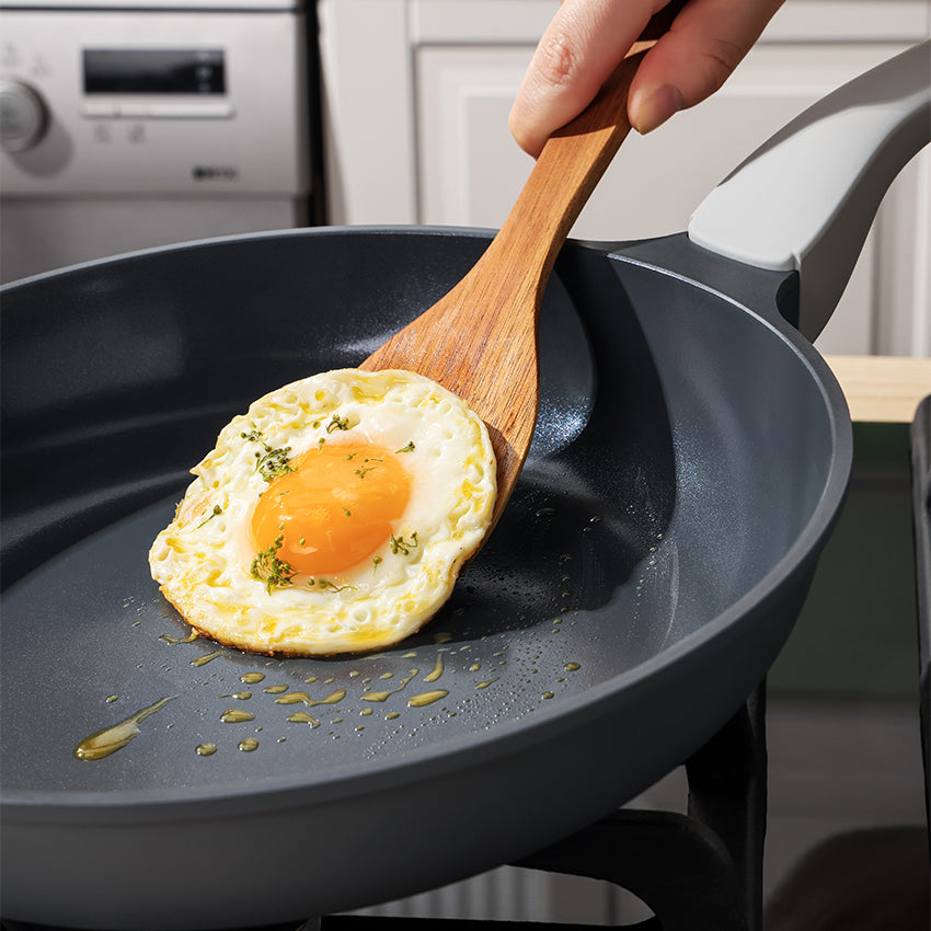 PRICUSIS 10 Nonstick Ceramic Frying Pan, Non Toxic Nonstick Pan Skillet,  Healthy Egg Pan Nonstick Omelet Pan Chef's Pan, PTFE PFOA & PFAS Free